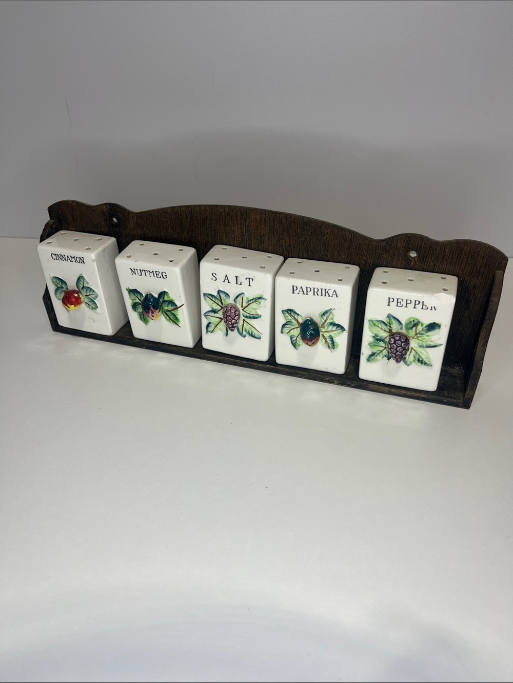 Ceramic Vintage Japan Spice Rack + 5 Shakers + Wooden Rack 3D Raised Fruit pulls
